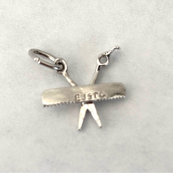 Scissors And Comb Sterling Silver Charm Signed Barber Hairdresser Gift - Picture 6 of 8
